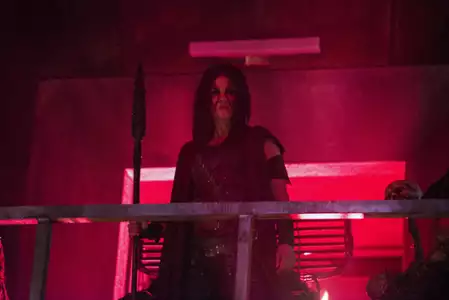 The 100 - galeria zdjęć - filmweb