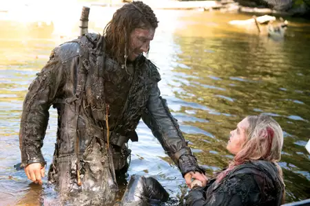 The 100 - galeria zdjęć - filmweb