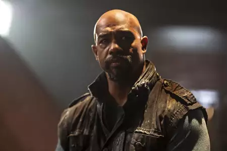 The 100 - galeria zdjęć - filmweb