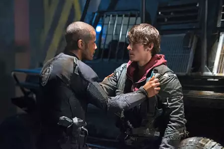 The 100 - galeria zdjęć - filmweb