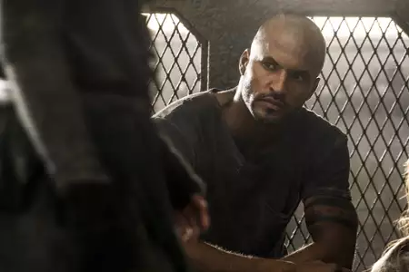 The 100 - galeria zdjęć - filmweb