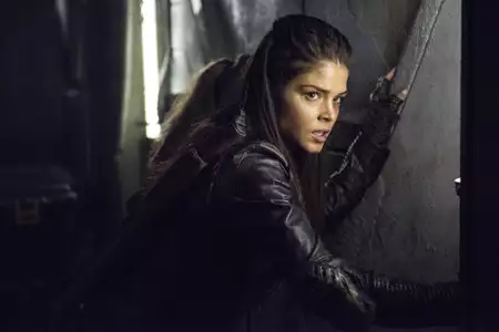 The 100 - galeria zdjęć - filmweb
