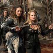 The 100 - galeria zdjęć - filmweb