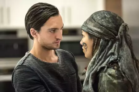 The 100 - galeria zdjęć - filmweb