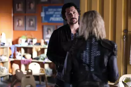 The 100 - galeria zdjęć - filmweb