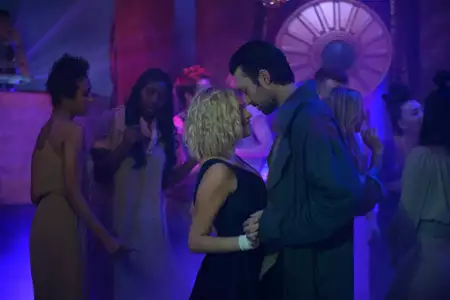 The 100 - galeria zdjęć - filmweb