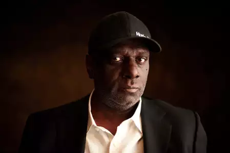 Whitney - galeria zdjęć - filmweb
