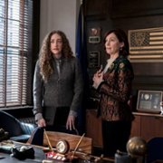 Elsbeth - galeria zdjęć - filmweb
