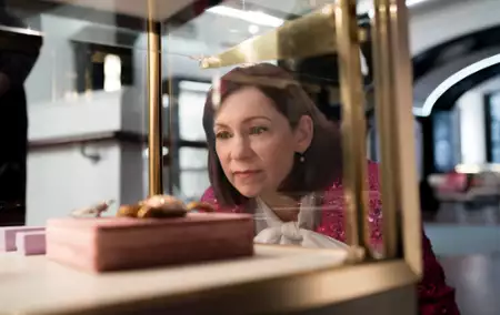Elsbeth - galeria zdjęć - filmweb