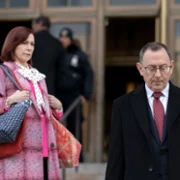Elsbeth - galeria zdjęć - filmweb