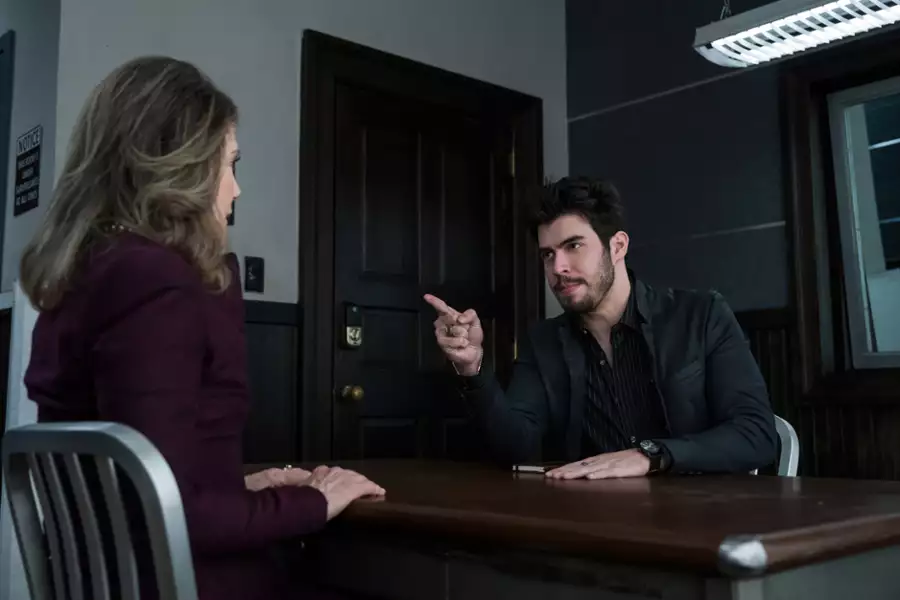Elsbeth - galeria zdjęć - filmweb