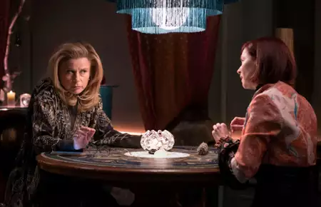 Elsbeth - galeria zdjęć - filmweb