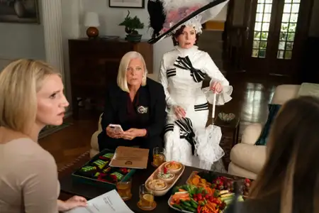 Elsbeth - galeria zdjęć - filmweb