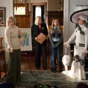 Elsbeth - galeria zdjęć - filmweb