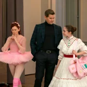 Elsbeth - galeria zdjęć - filmweb