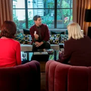 Elsbeth - galeria zdjęć - filmweb