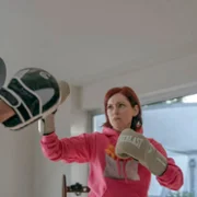 Elsbeth - galeria zdjęć - filmweb