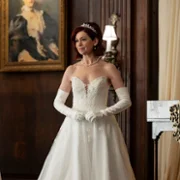 Elsbeth - galeria zdjęć - filmweb