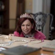 Elsbeth - galeria zdjęć - filmweb