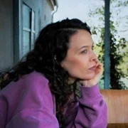 Miroirs III. Barka na oceanie - galeria zdjęć - filmweb