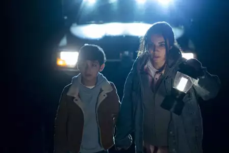 Into the Dark - galeria zdjęć - filmweb