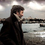Uzak - galeria zdjęć - filmweb