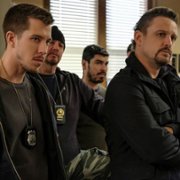 Seven Seconds - galeria zdjęć - filmweb