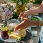 With Love, Meghan - galeria zdjęć - filmweb