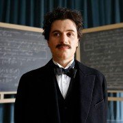 Geniusz - galeria zdjęć - filmweb
