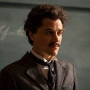 Geniusz - galeria zdjęć - filmweb