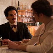 Geniusz - galeria zdjęć - filmweb