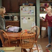 Mom - galeria zdjęć - filmweb