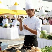 Sik Gaek : Kimchi Jeon Jaeng - galeria zdjęć - filmweb