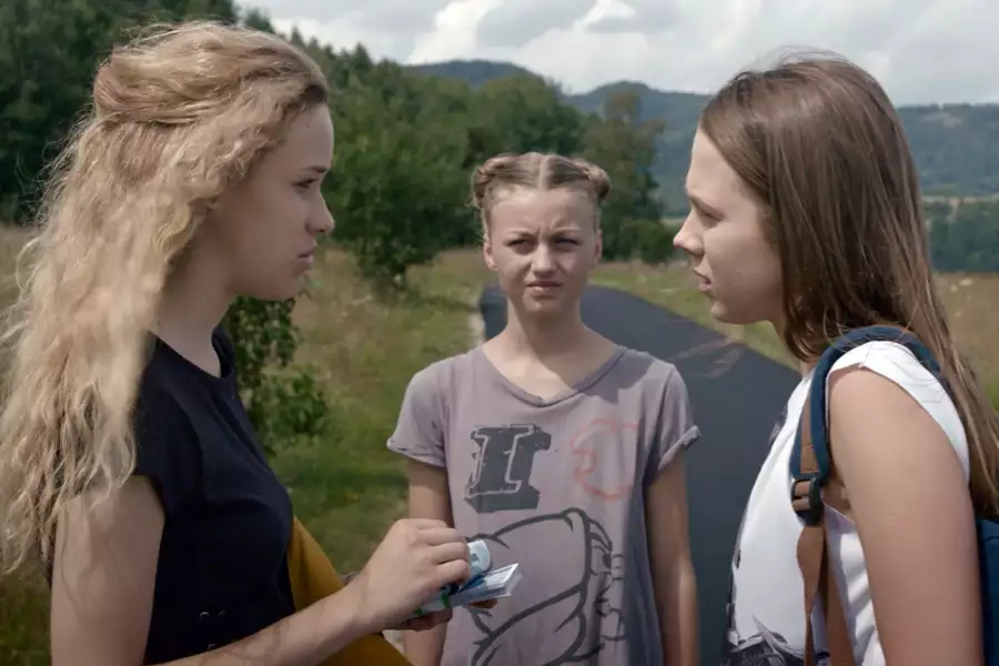 Znaki - galeria zdjęć - filmweb