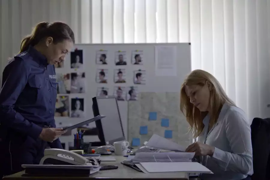 Znaki - galeria zdjęć - filmweb