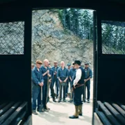 The Weight - galeria zdjęć - filmweb