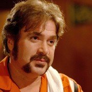 Invincible - galeria zdjęć - filmweb
