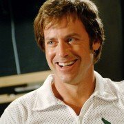 Invincible - galeria zdjęć - filmweb