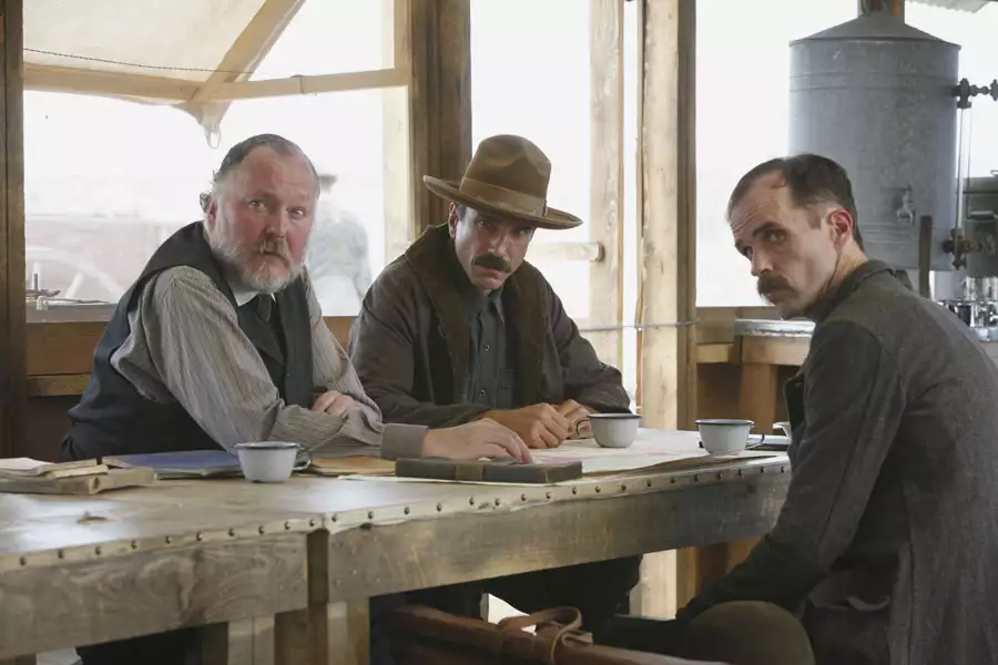 Aż poleje się krew - galeria zdjęć - filmweb