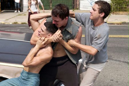 Recenzja Wszyscy twoi święci