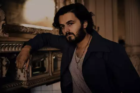 Shantaram - galeria zdjęć - filmweb