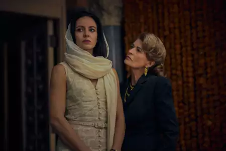 Shantaram - galeria zdjęć - filmweb