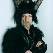 Sezony - galeria zdjęć - filmweb