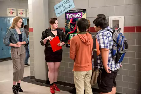 Heathers - galeria zdjęć - filmweb