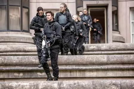 Igrzyska śmierci: Kosogłos. Część 2 - galeria zdjęć - filmweb
