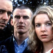 Romper Stomper - galeria zdjęć - filmweb