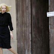 Protektor - galeria zdjęć - filmweb