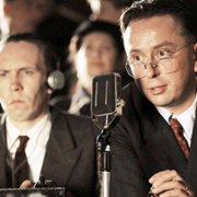 Protektor - galeria zdjęć - filmweb