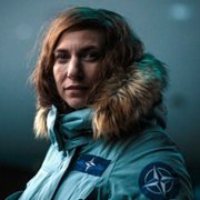 Into the Night - galeria zdjęć - filmweb