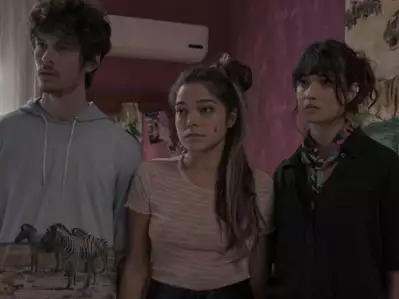 Lov3 - galeria zdjęć - filmweb